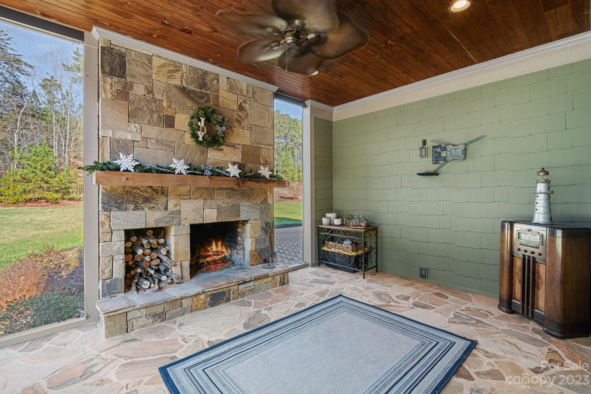 Falls Cove - Residential