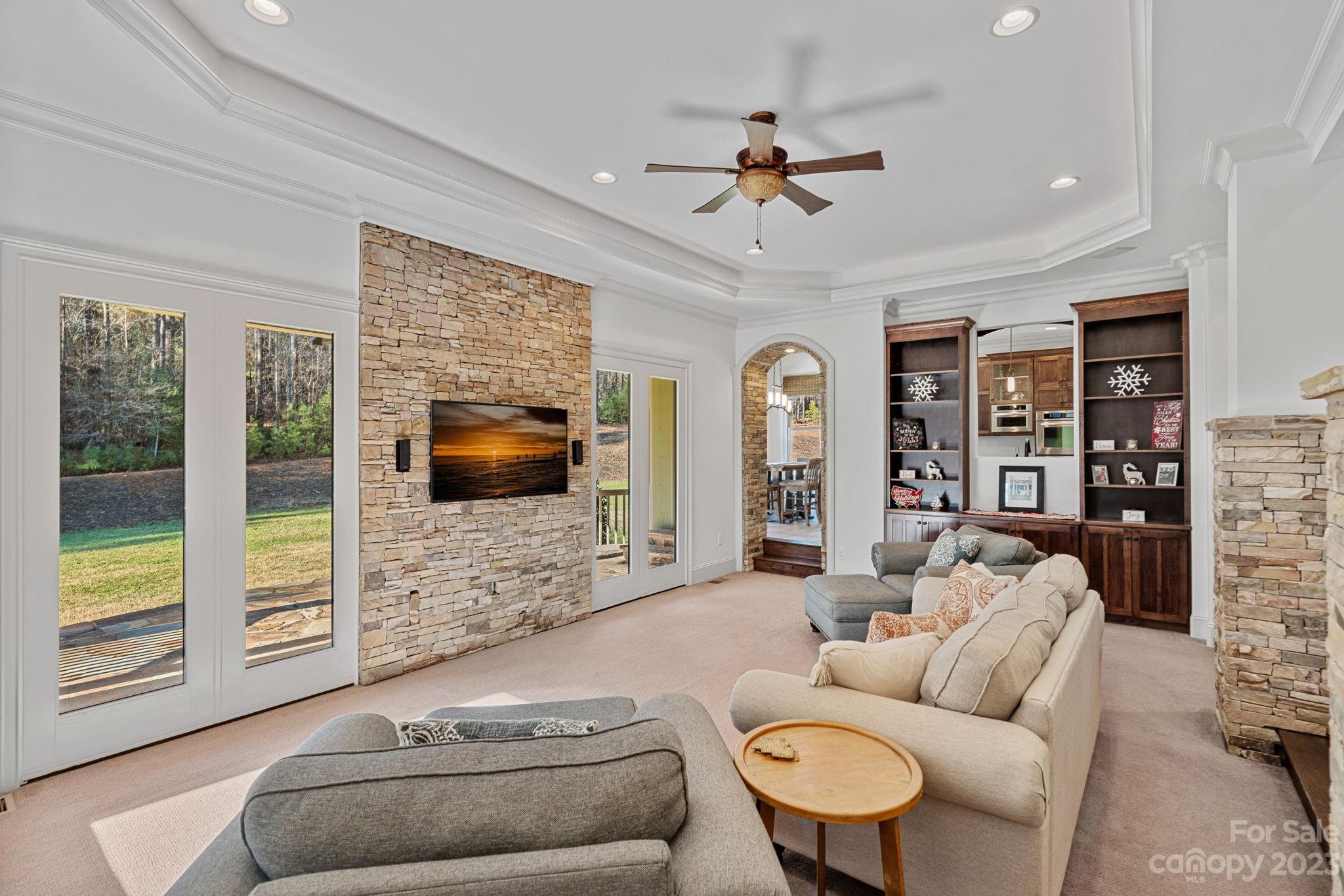 Falls Cove - Residential