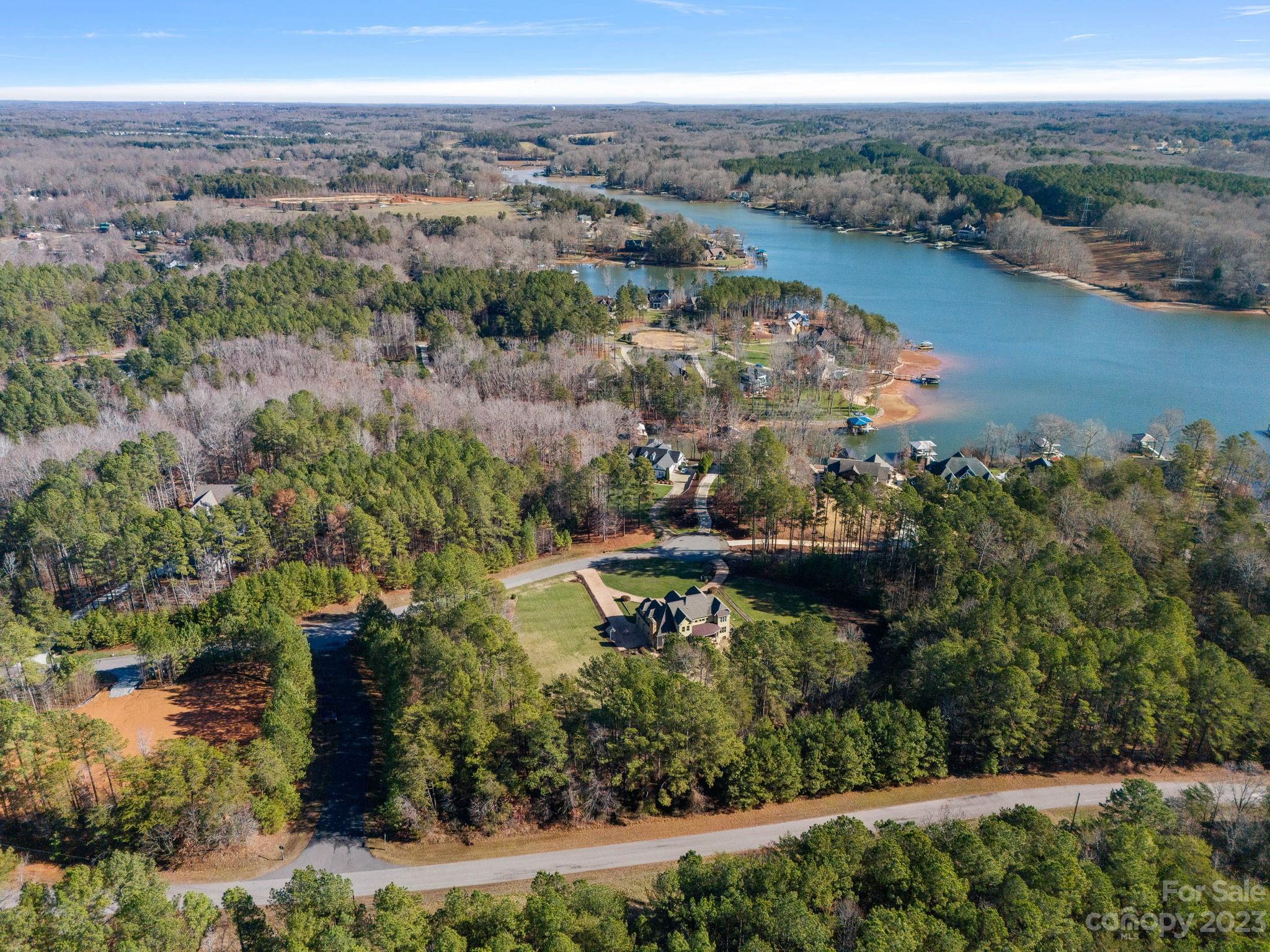 Falls Cove - Residential