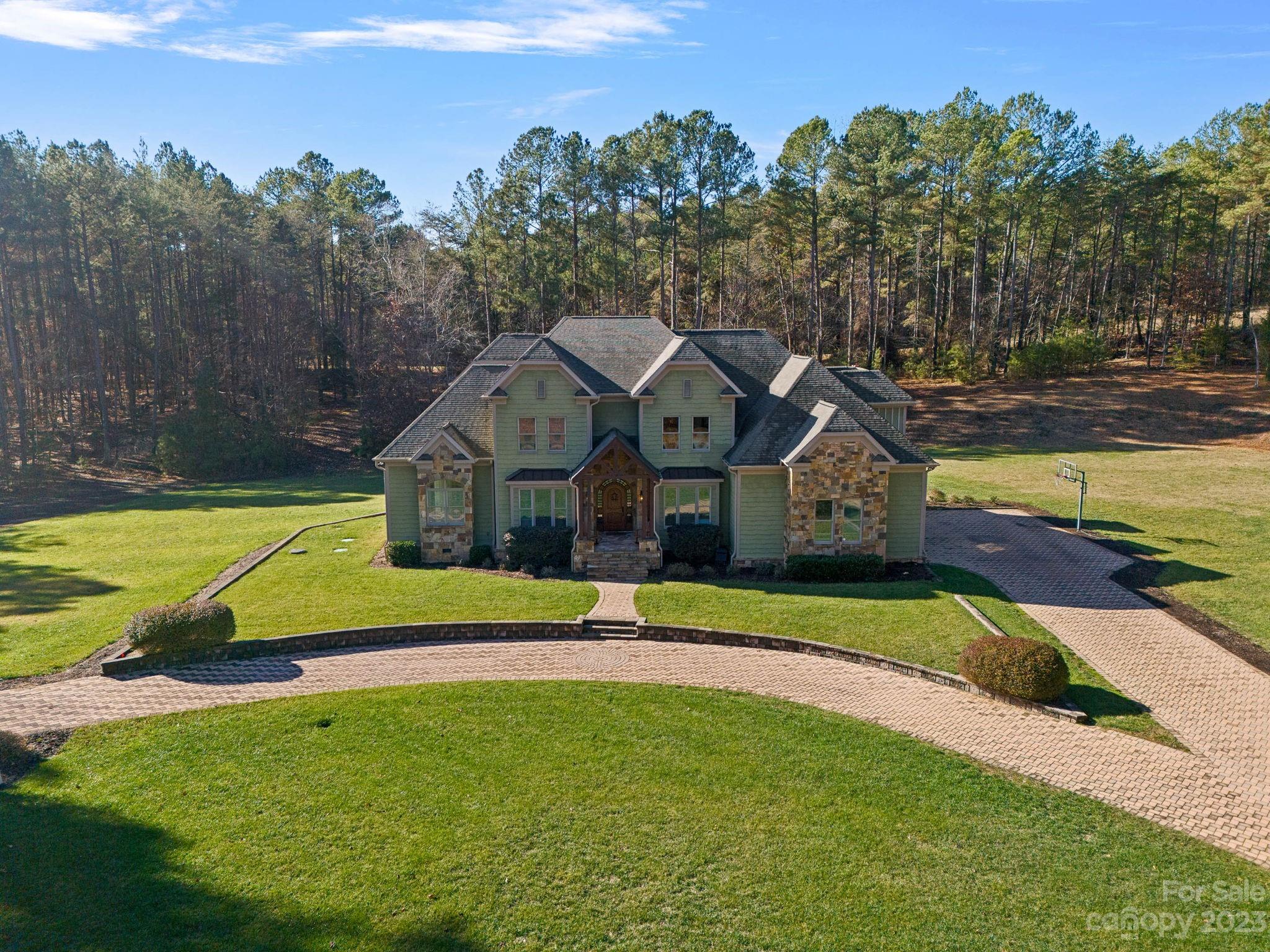 Falls Cove - Residential