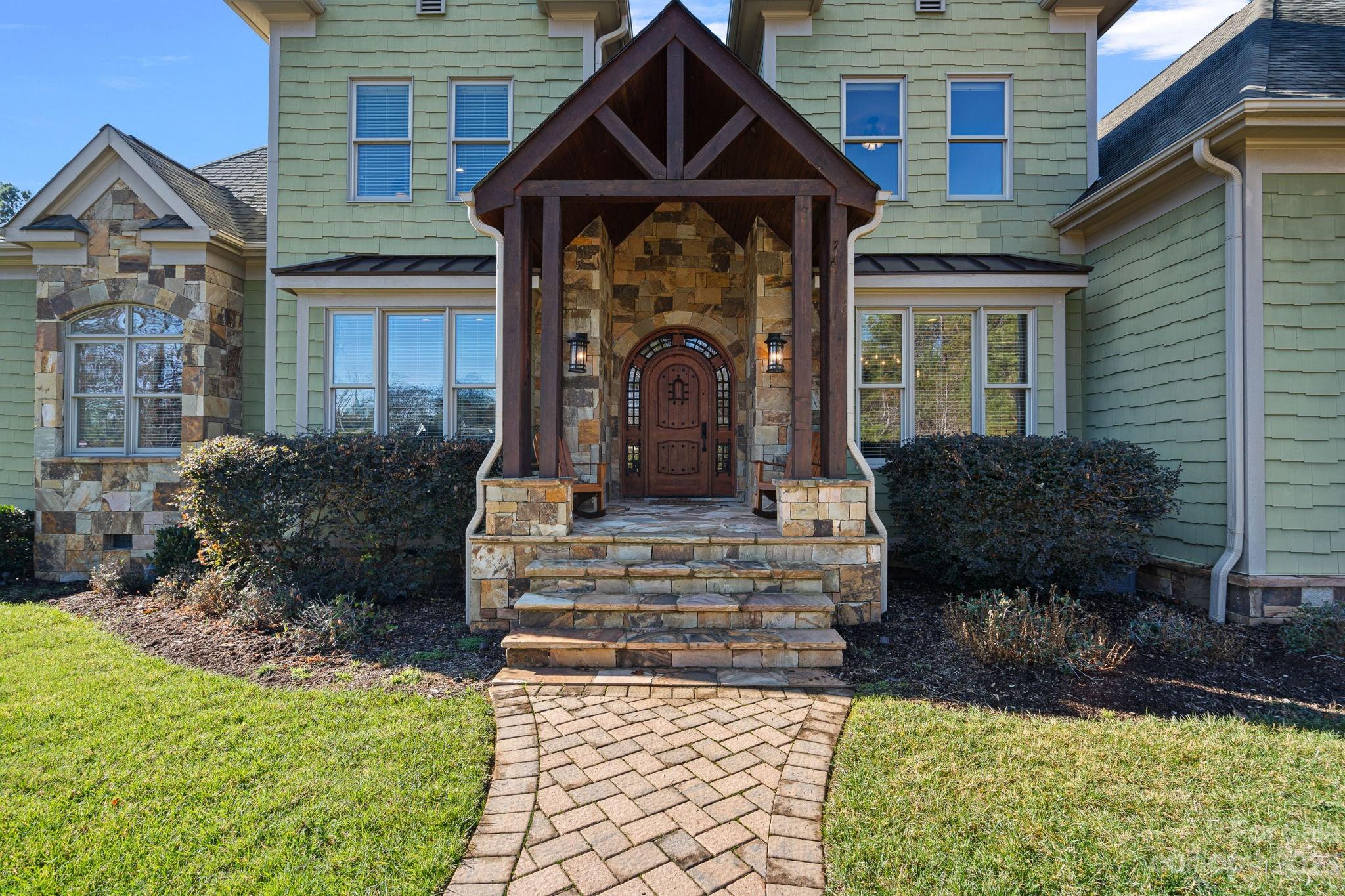 Falls Cove - Residential