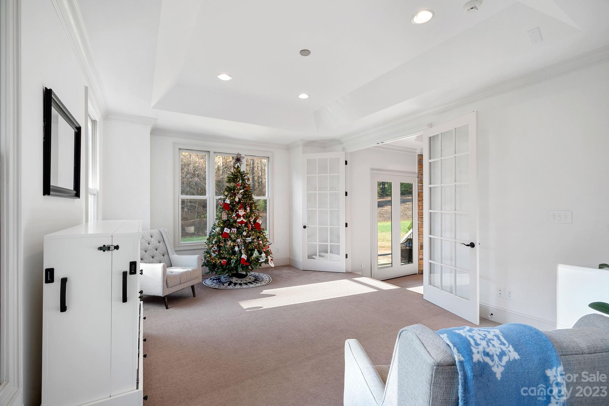 Falls Cove - Residential