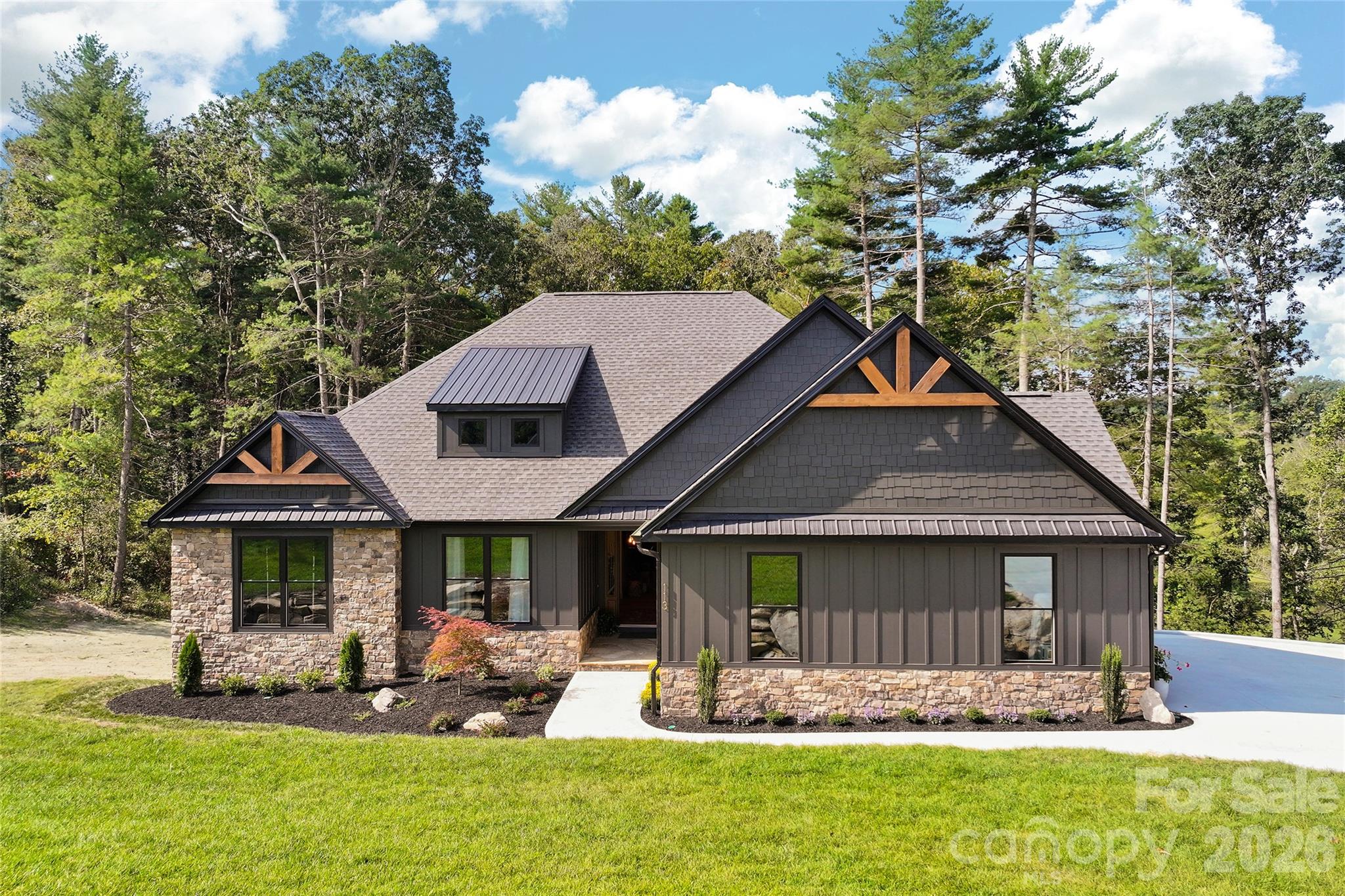 113 Perry Place