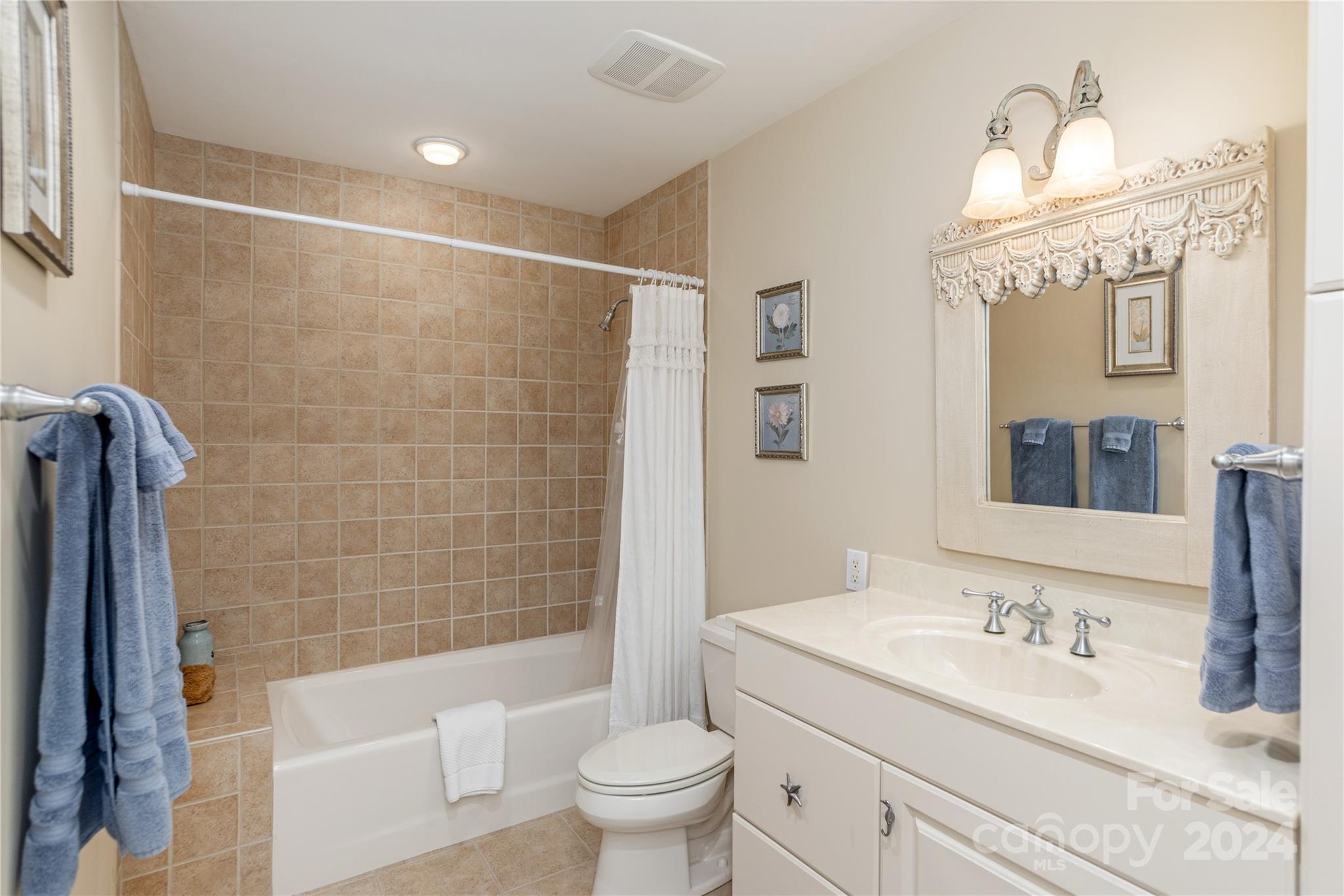 Champion Hills - Residential