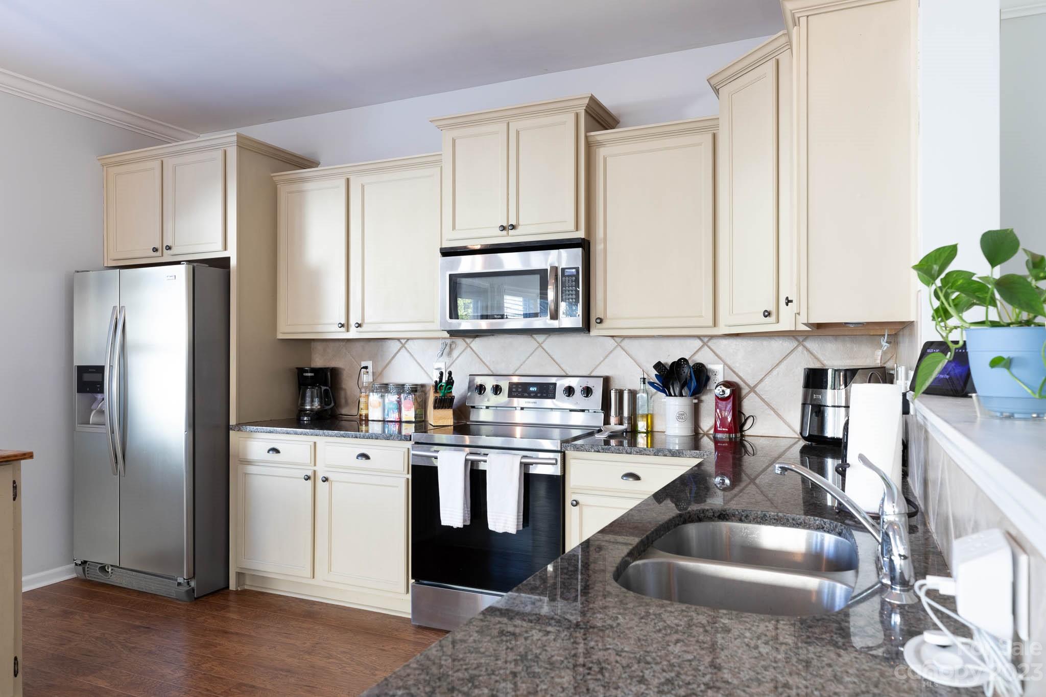 Regal Manor - Residential