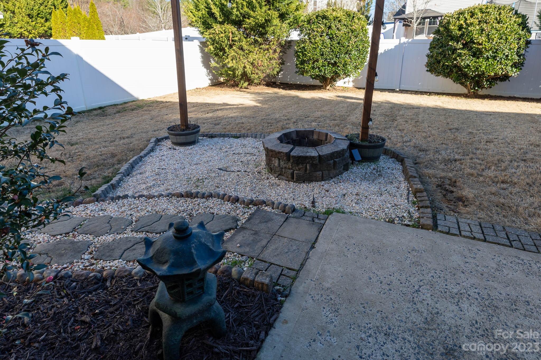 Regal Manor - Residential