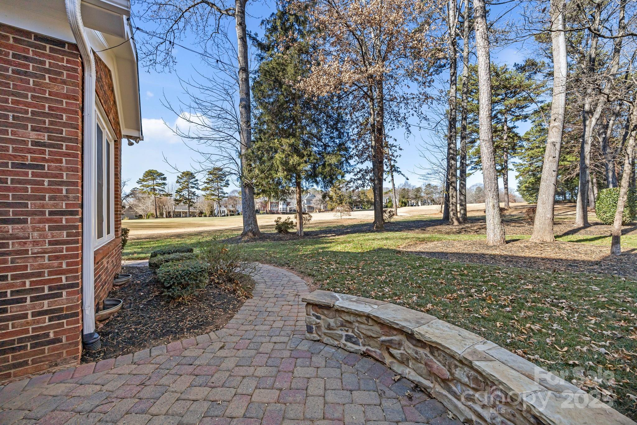 12213 Farnborough Road