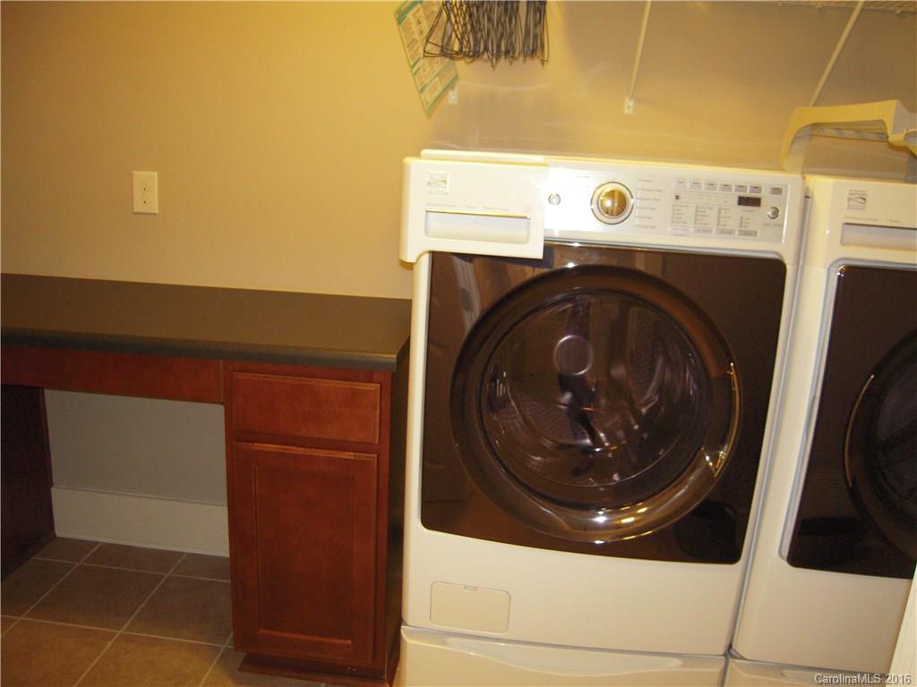 Lake Ridge - Residential