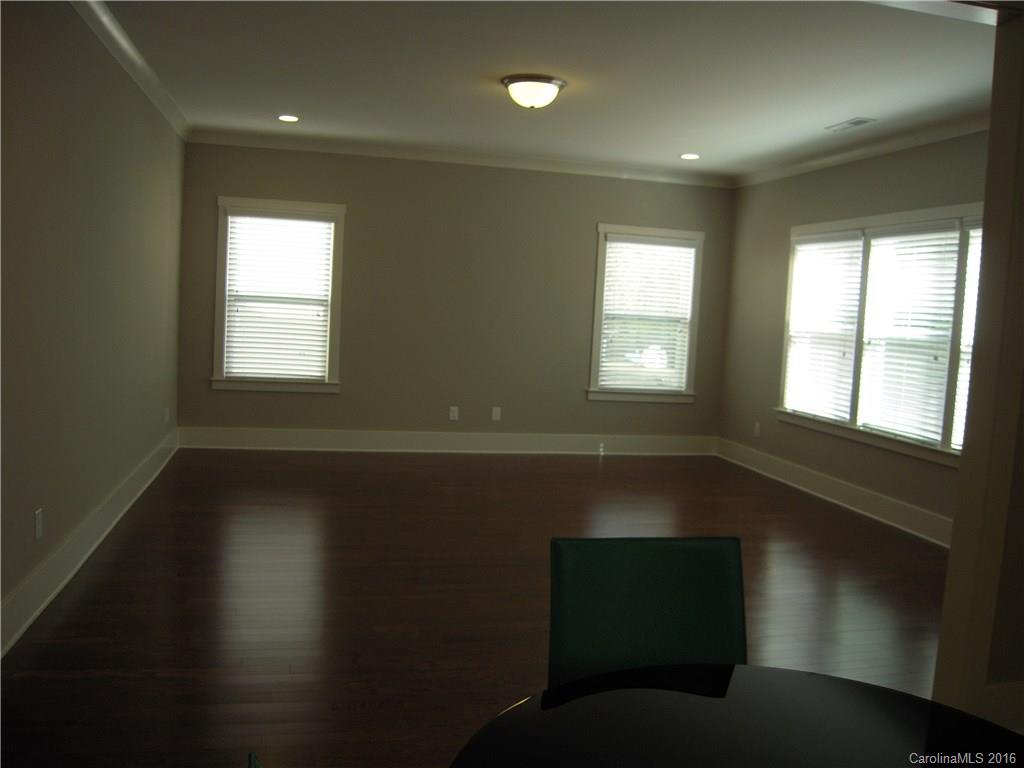 Lake Ridge - Residential