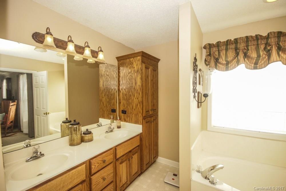 Stallings Glen - Residential