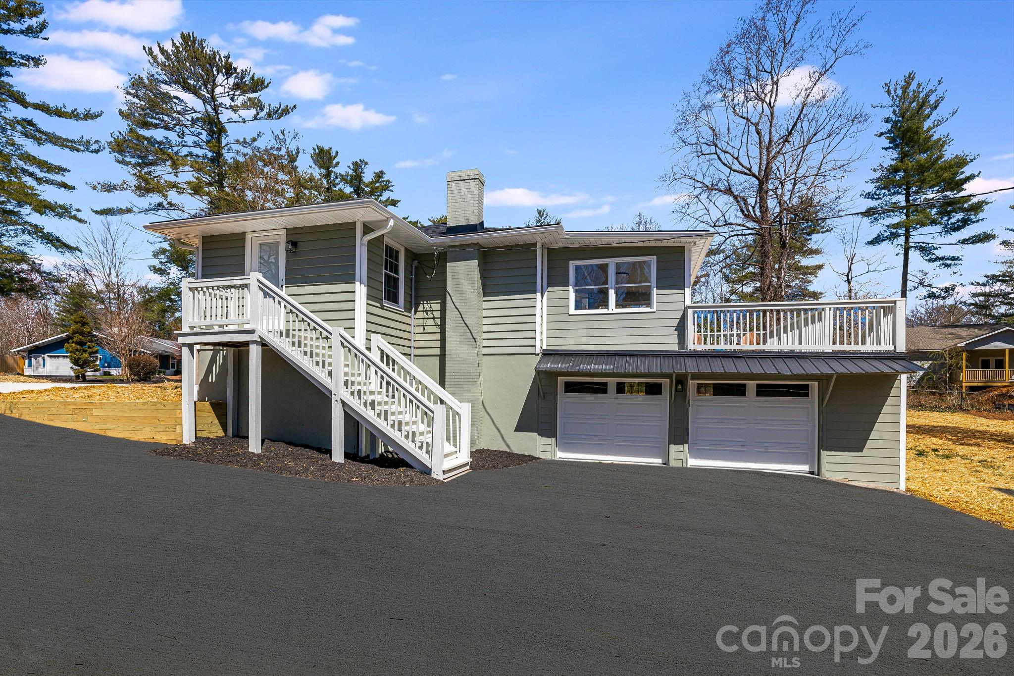 Brookland Manor - Residential