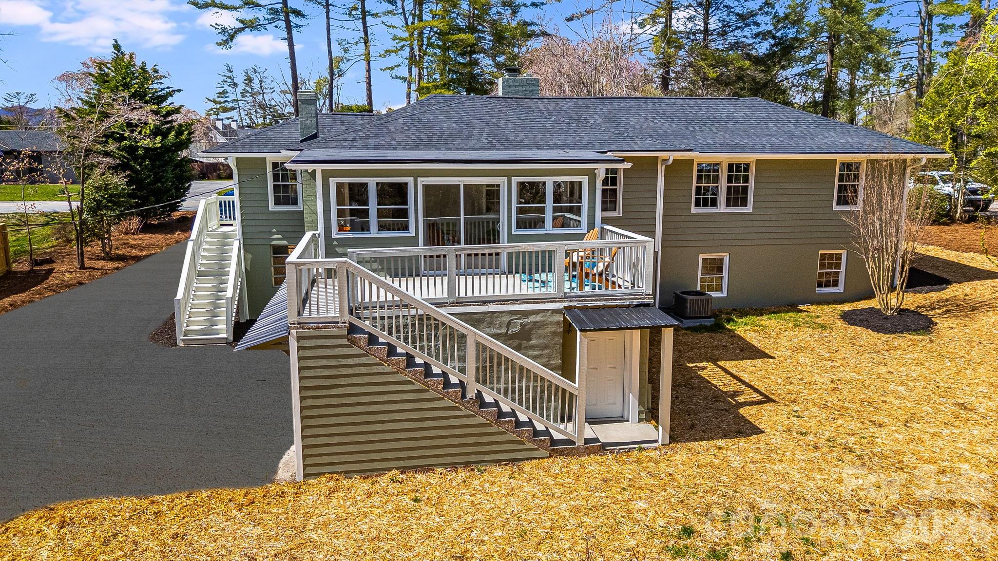 Brookland Manor - Residential