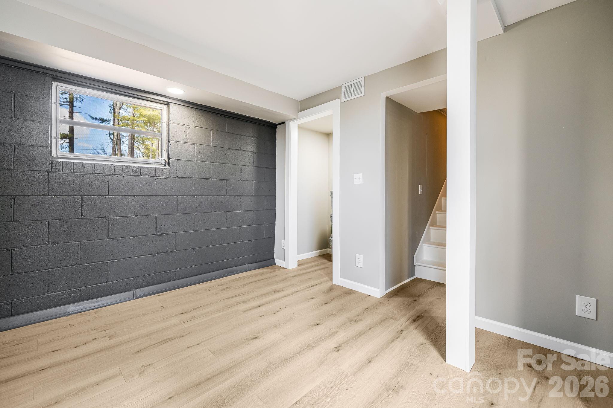 Brookland Manor - Residential