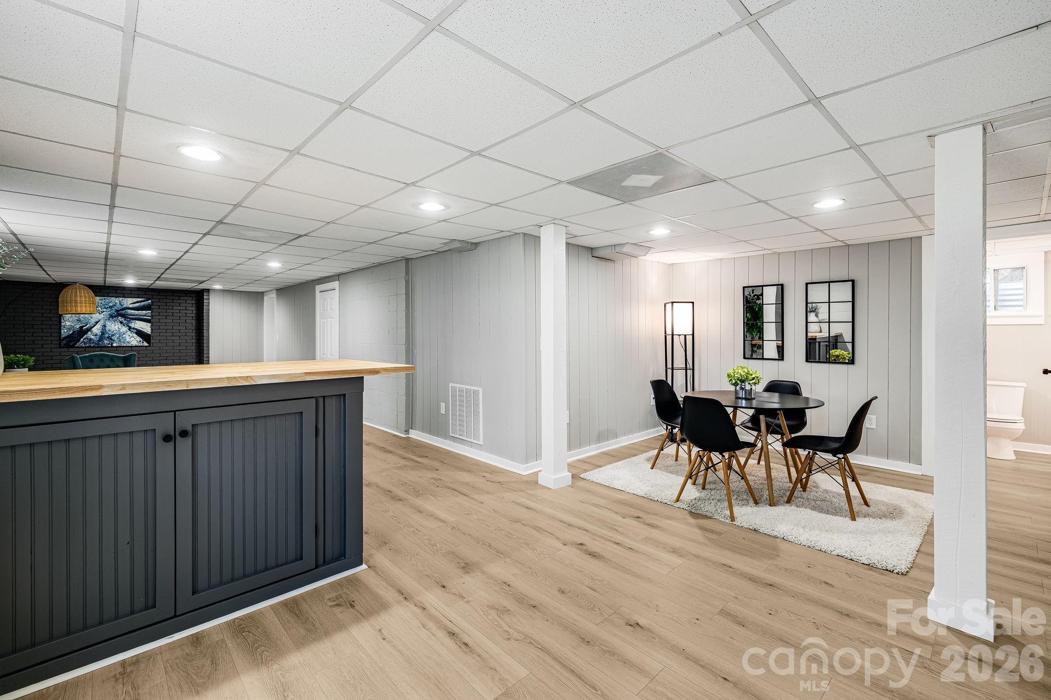 Brookland Manor - Residential