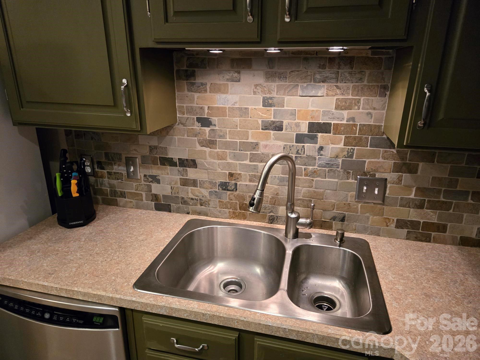 Raintree - Residential