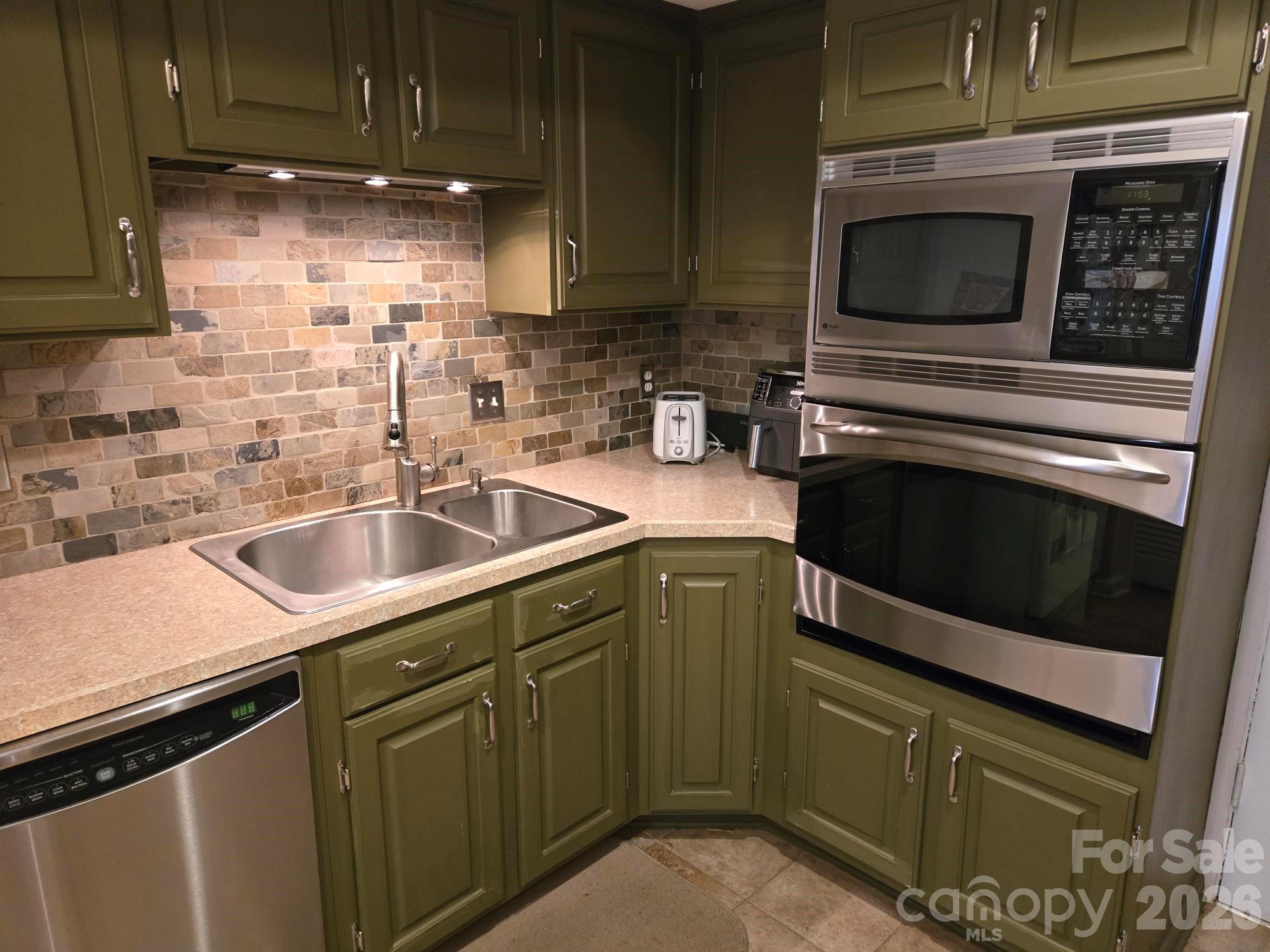 Raintree - Residential