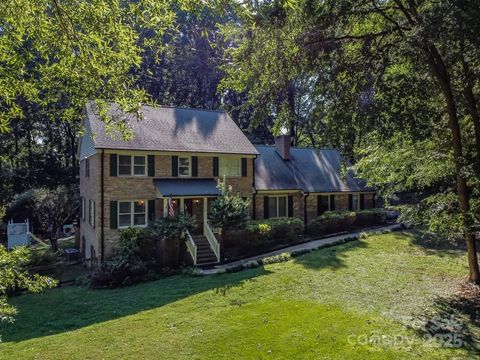 1015 Quail Circle Salisbury NC 28147