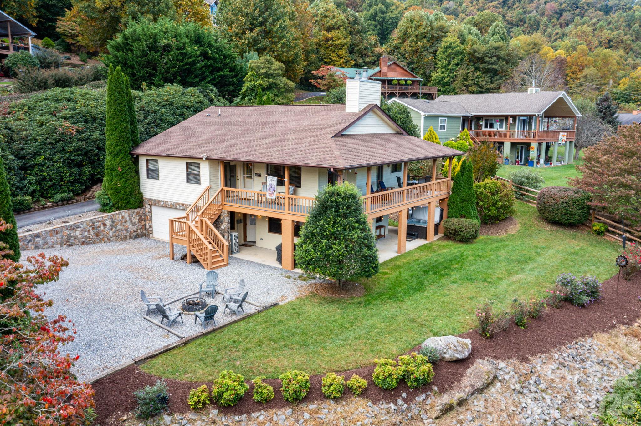 352 Lewis Lane