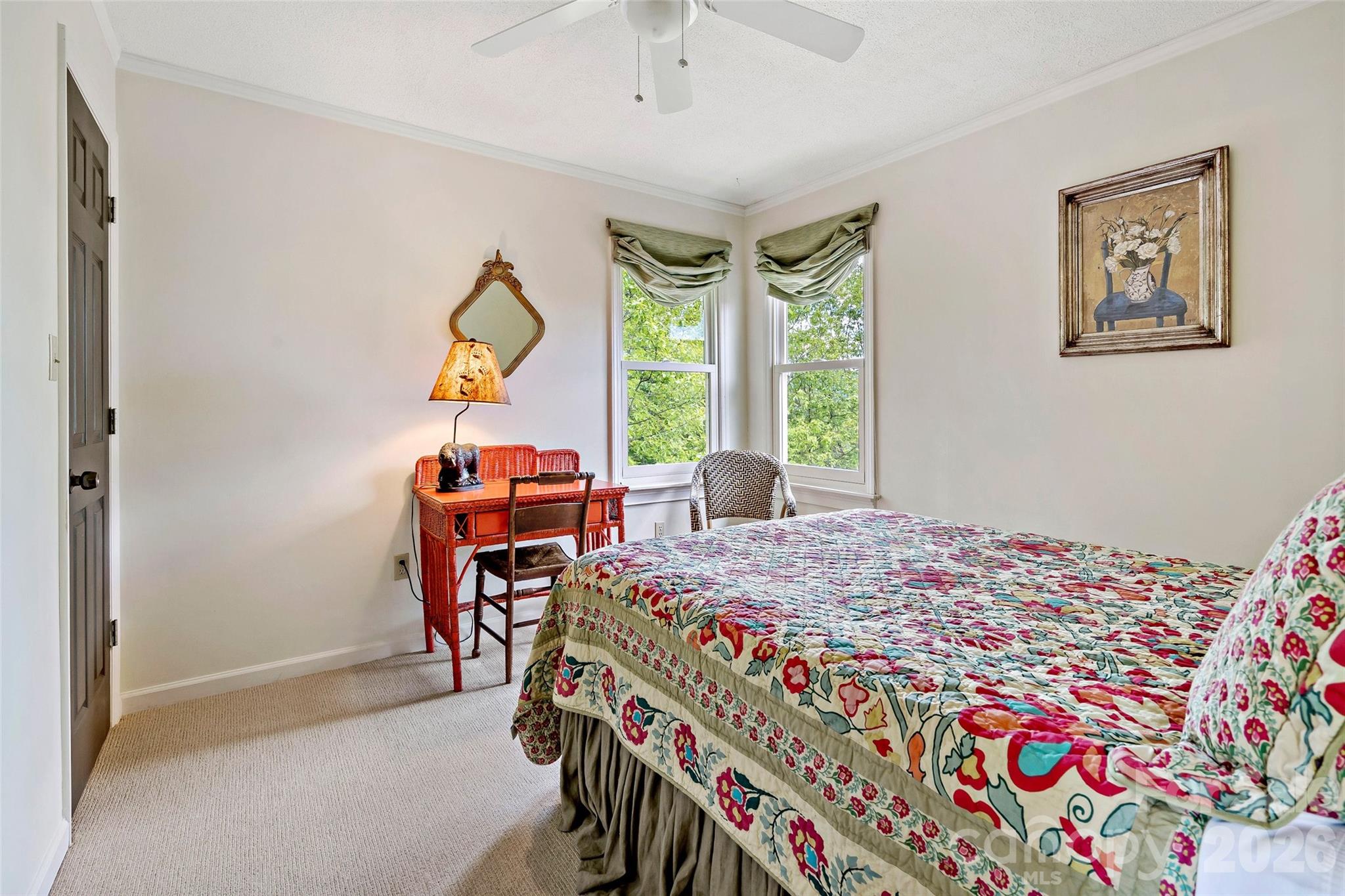 Gateway Mountain - Residential