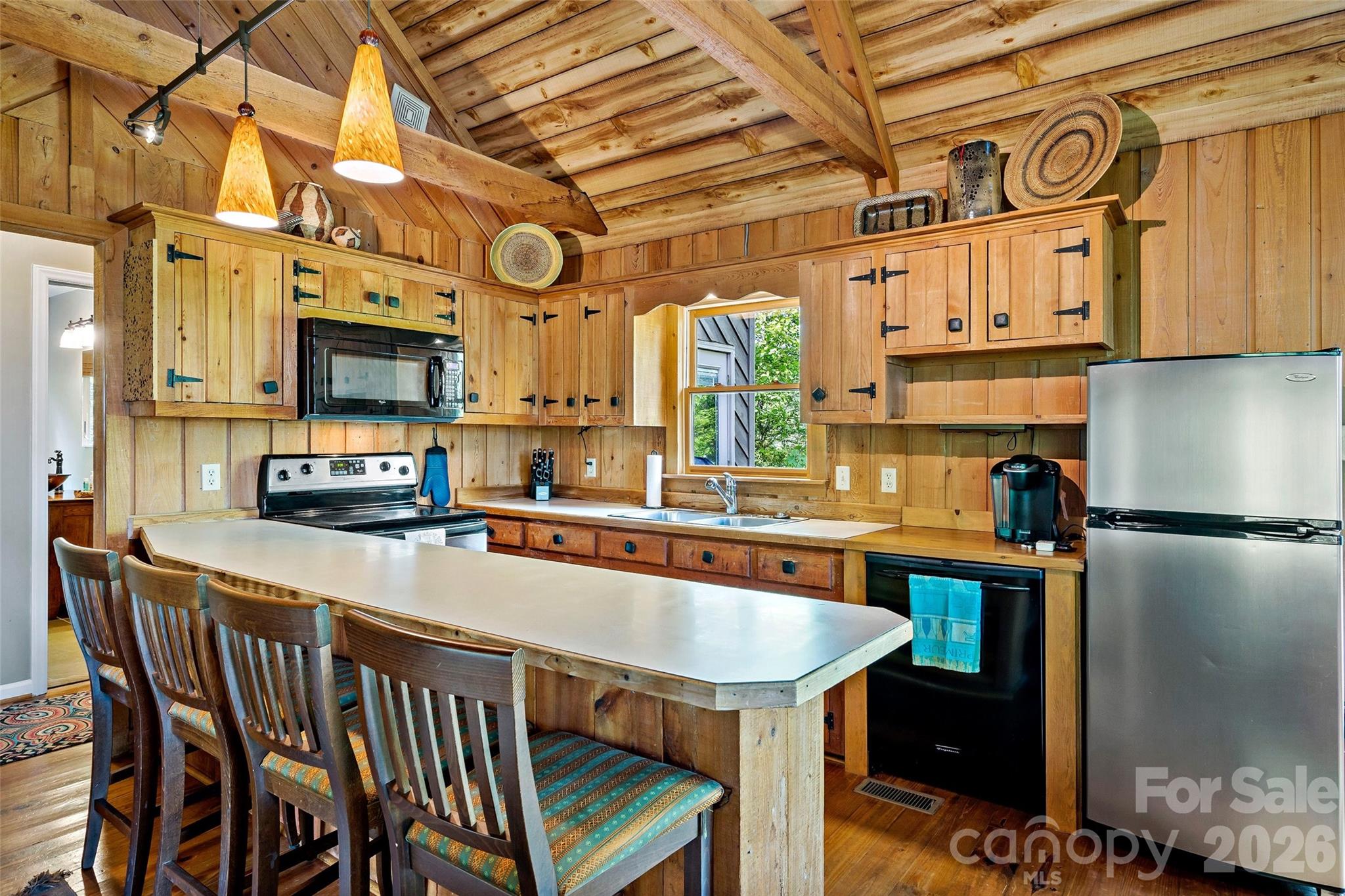 Gateway Mountain - Residential