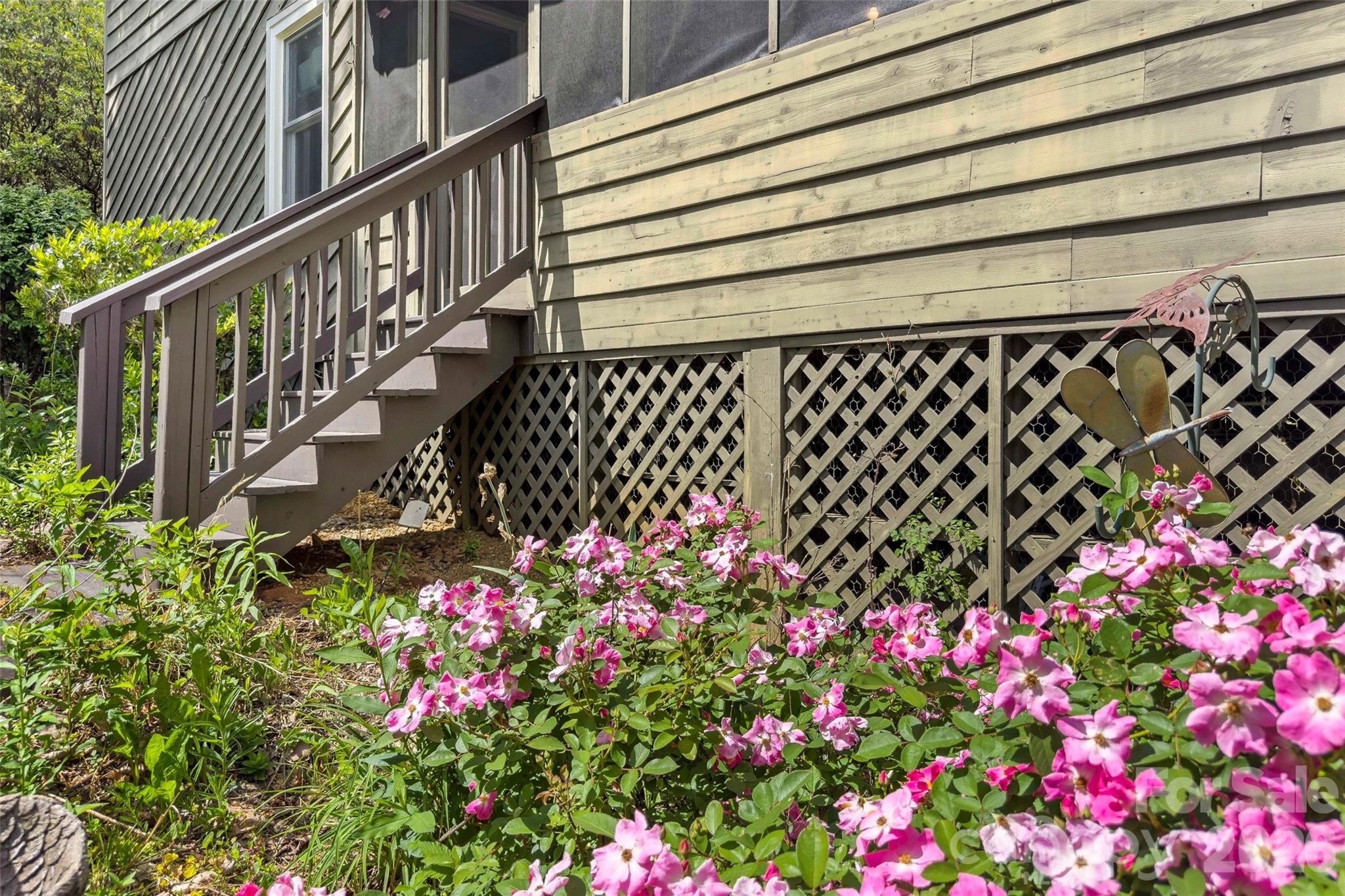 Gateway Mountain - Residential