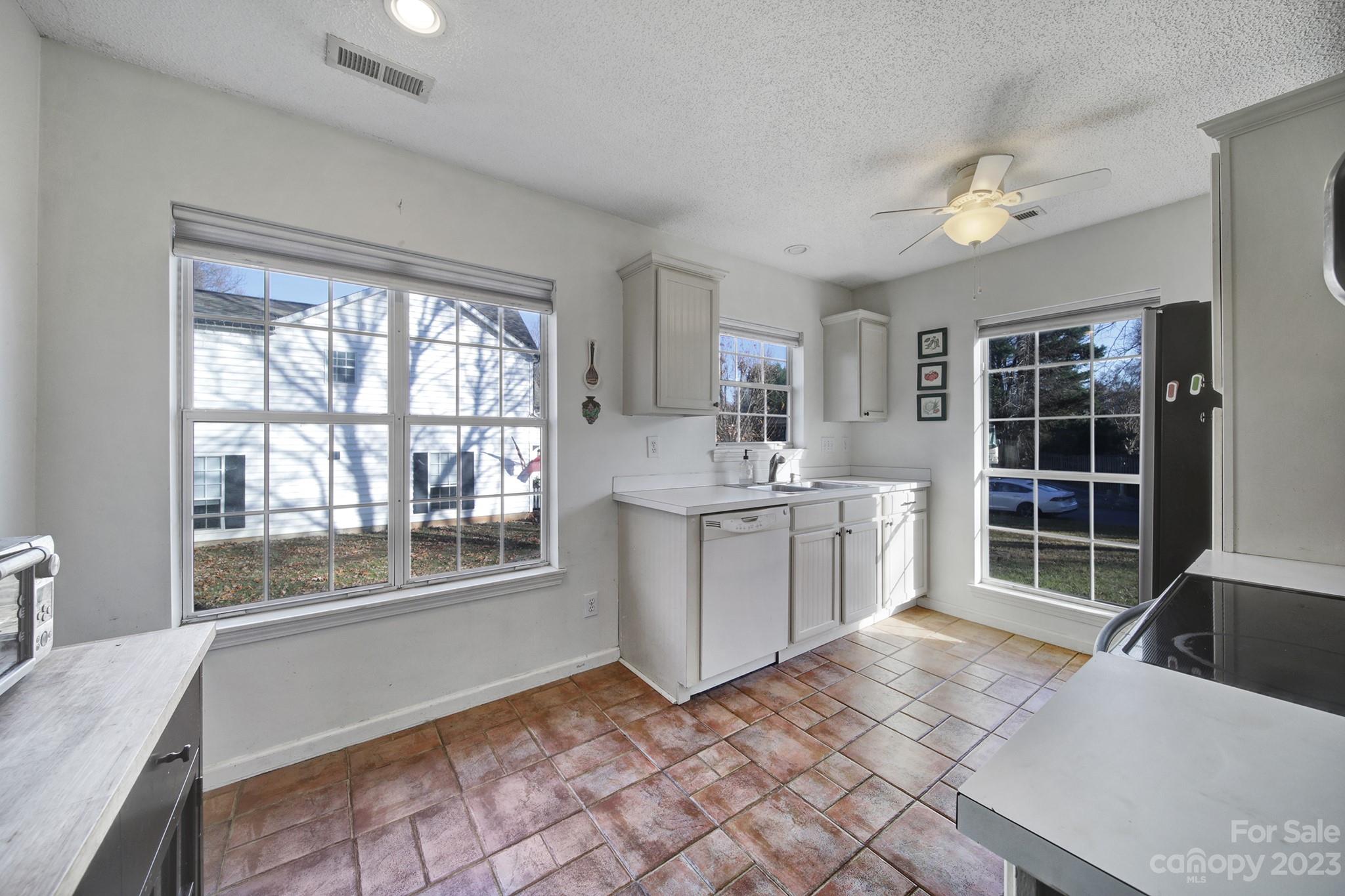 Harvest Pointe - Residential