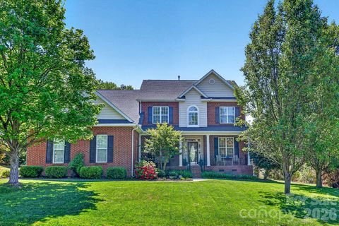 Photo of 10011 King George Lane, Waxhaw, NC 28173 (MLS # 4371603)