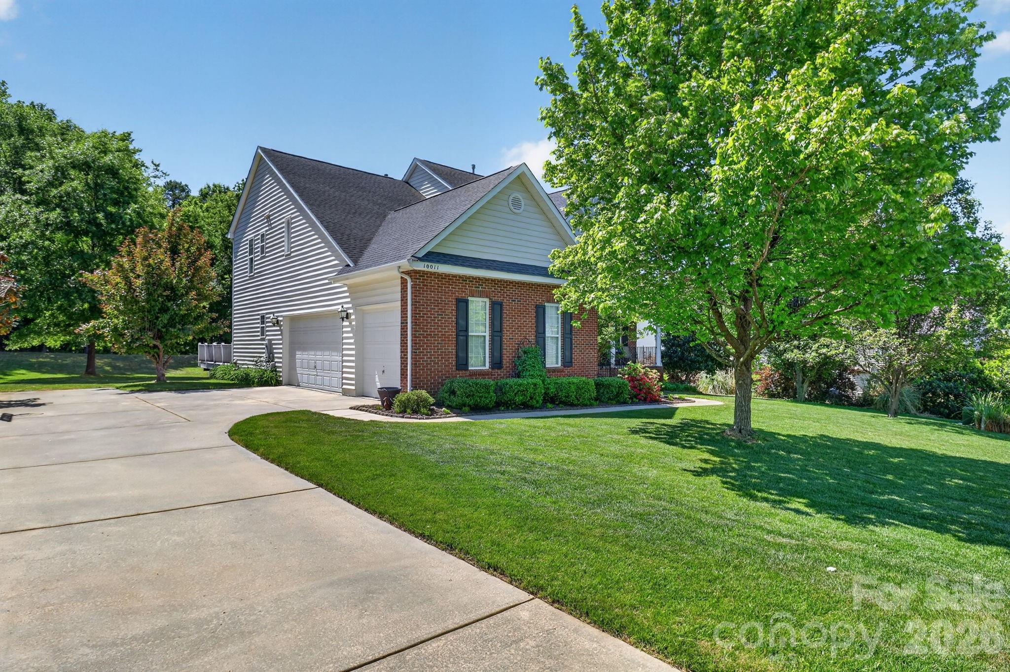 10011 King George Lane