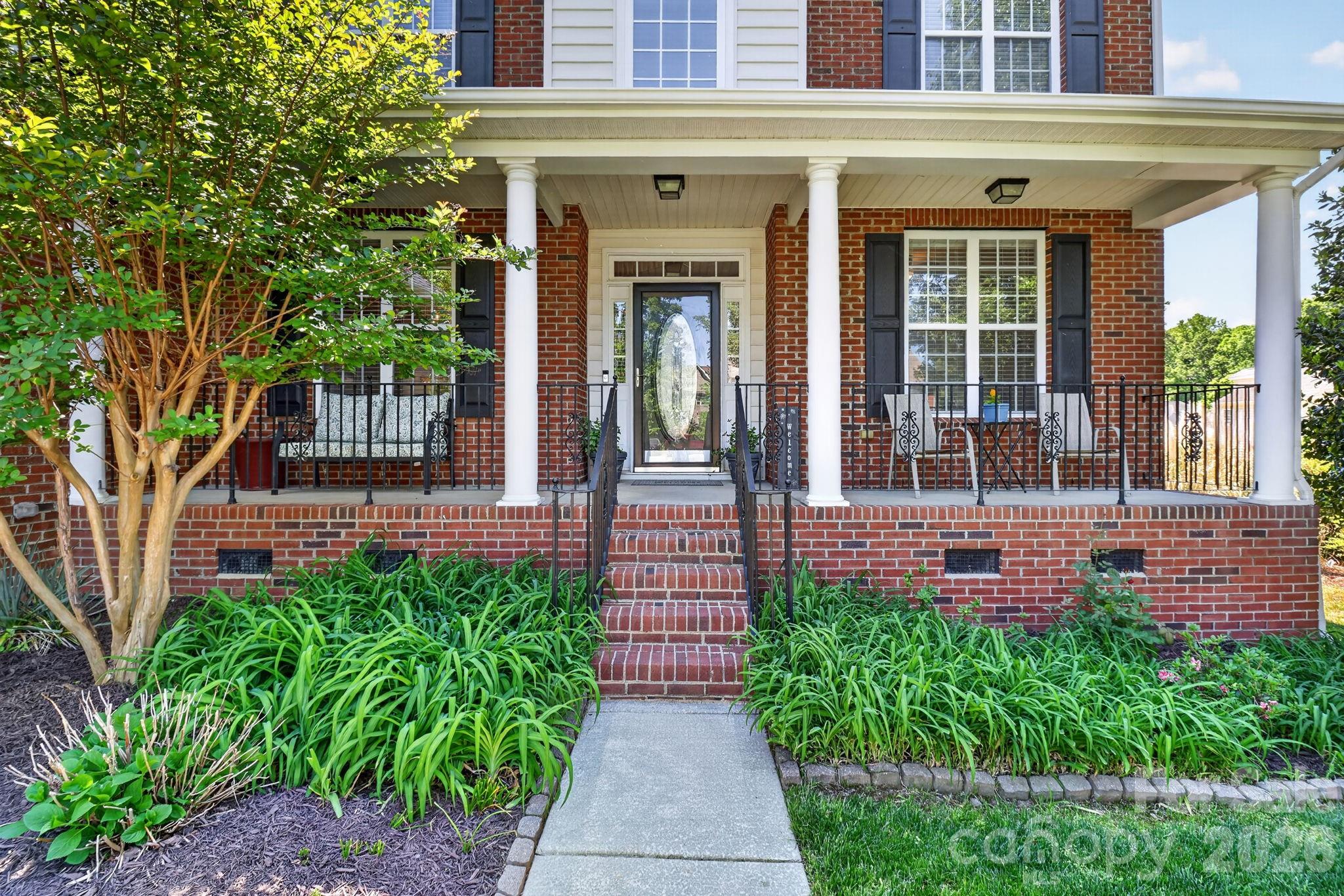 10011 King George Lane