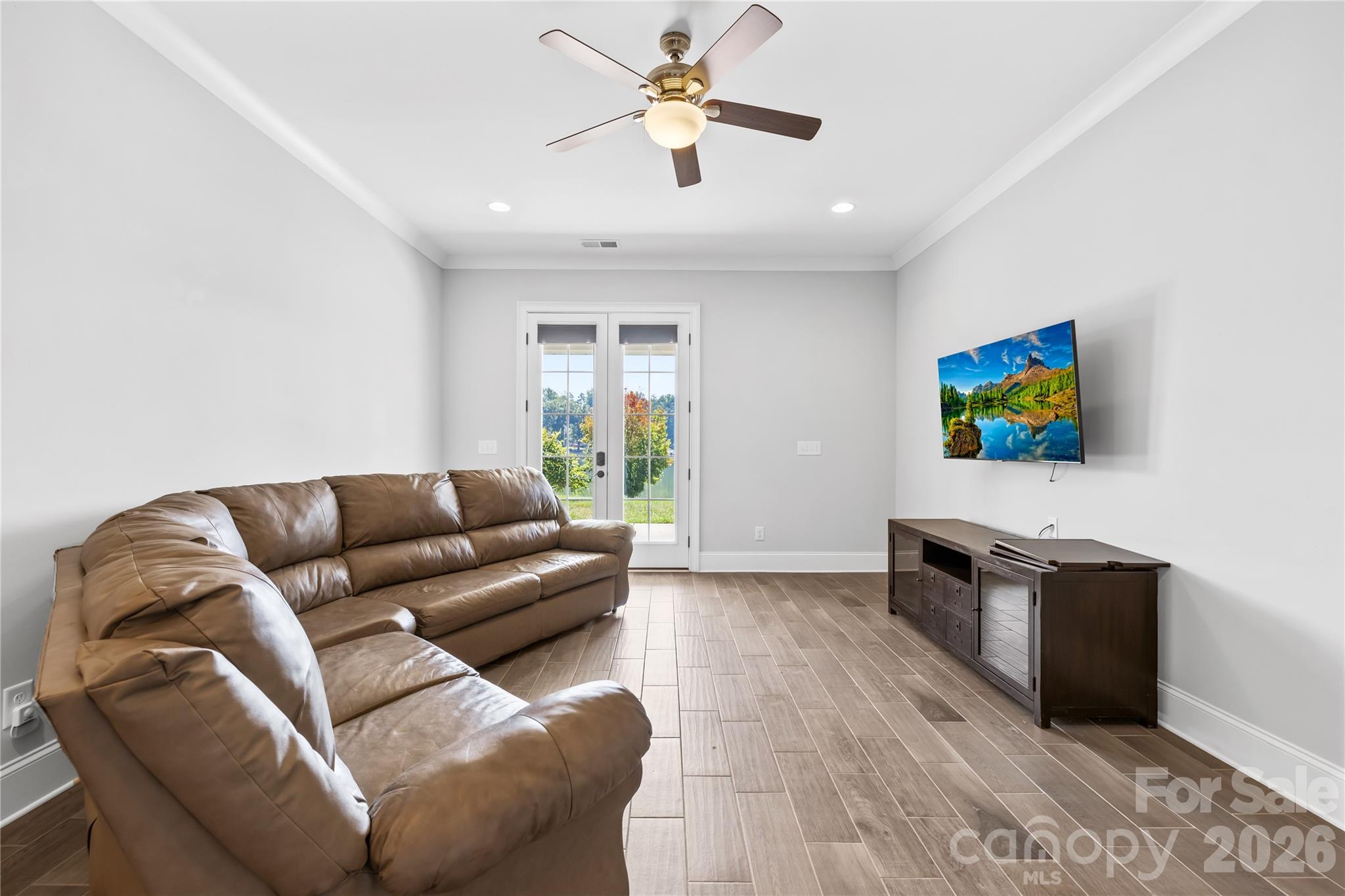 Sisters Cove - Residential