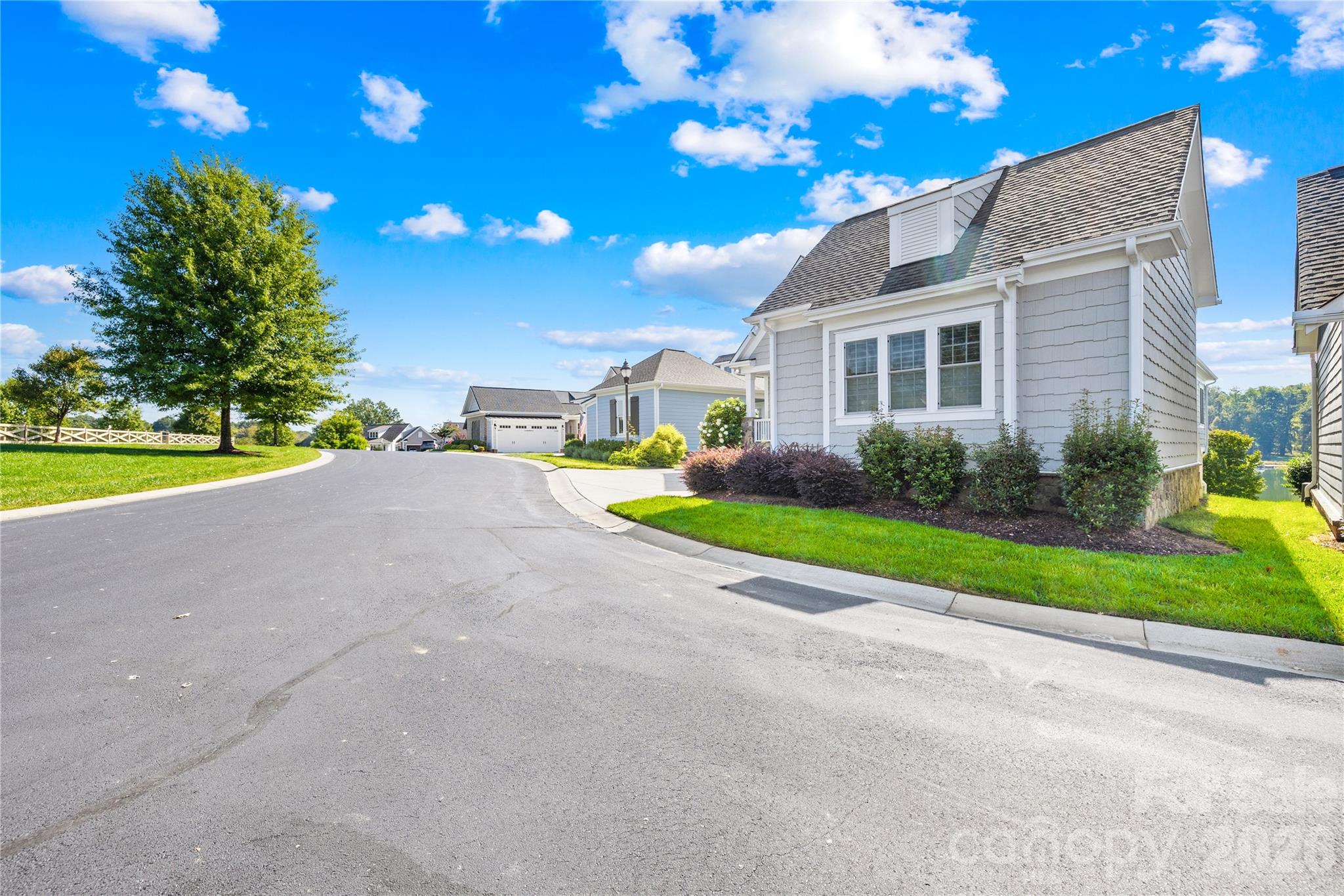 Sisters Cove - Residential