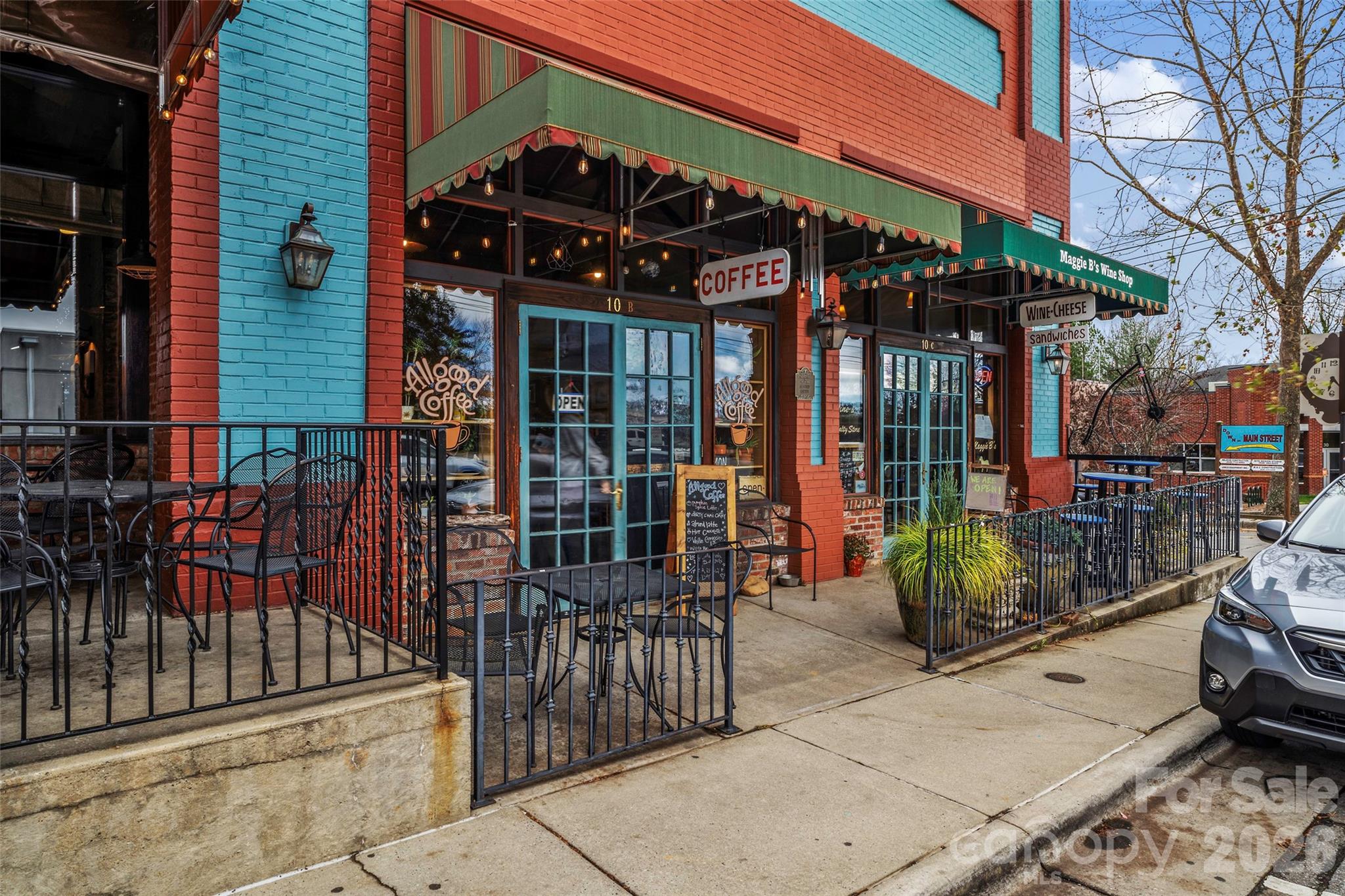 Maple Trace - Residential