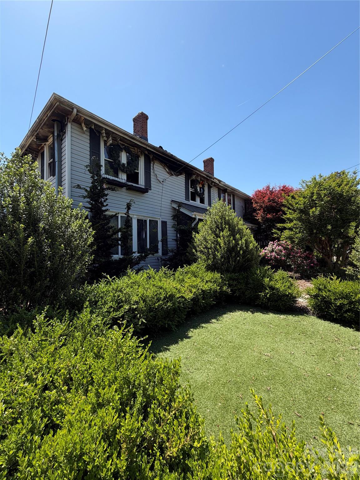 85 Falls Road