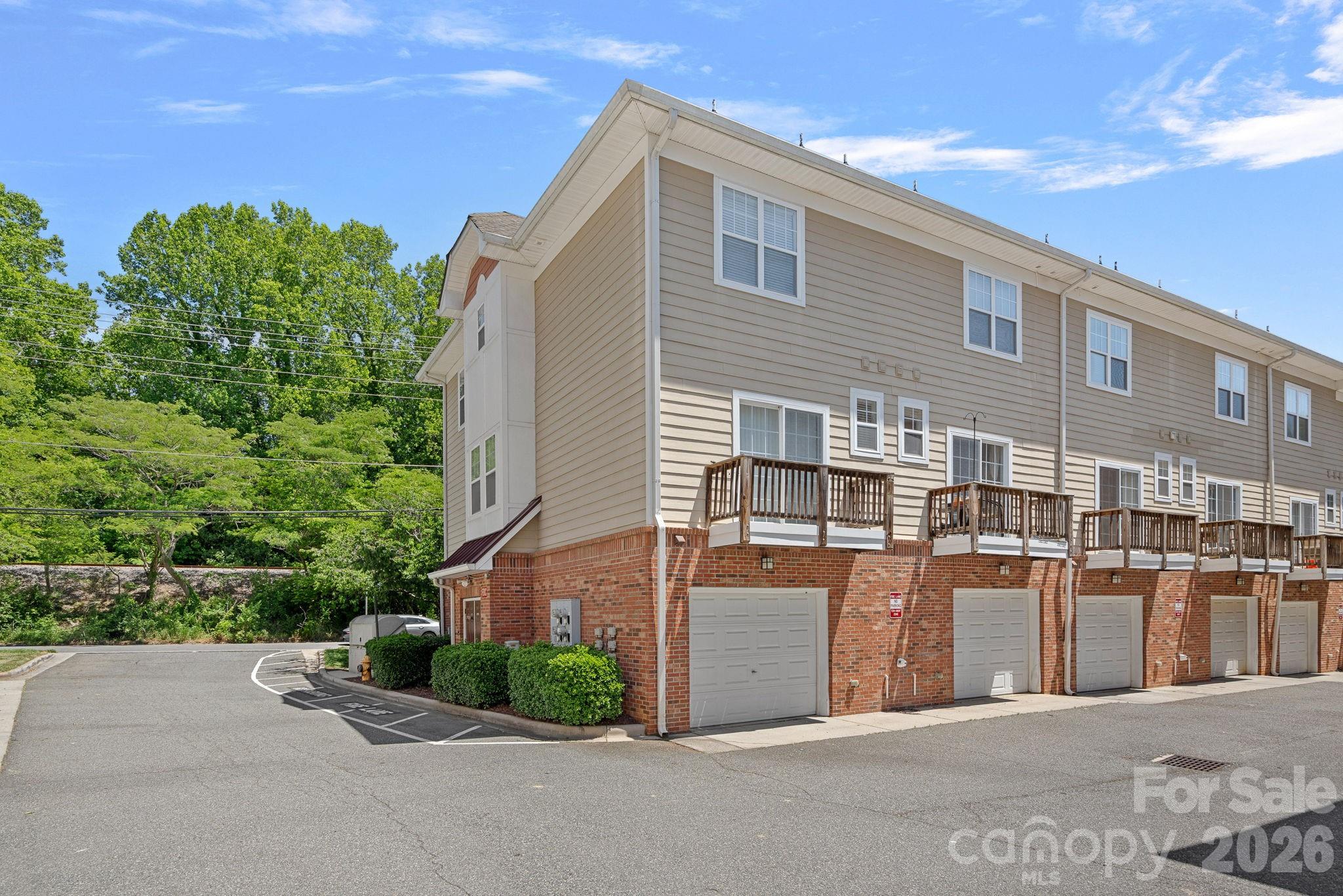 Elizabeth Court - Residential
