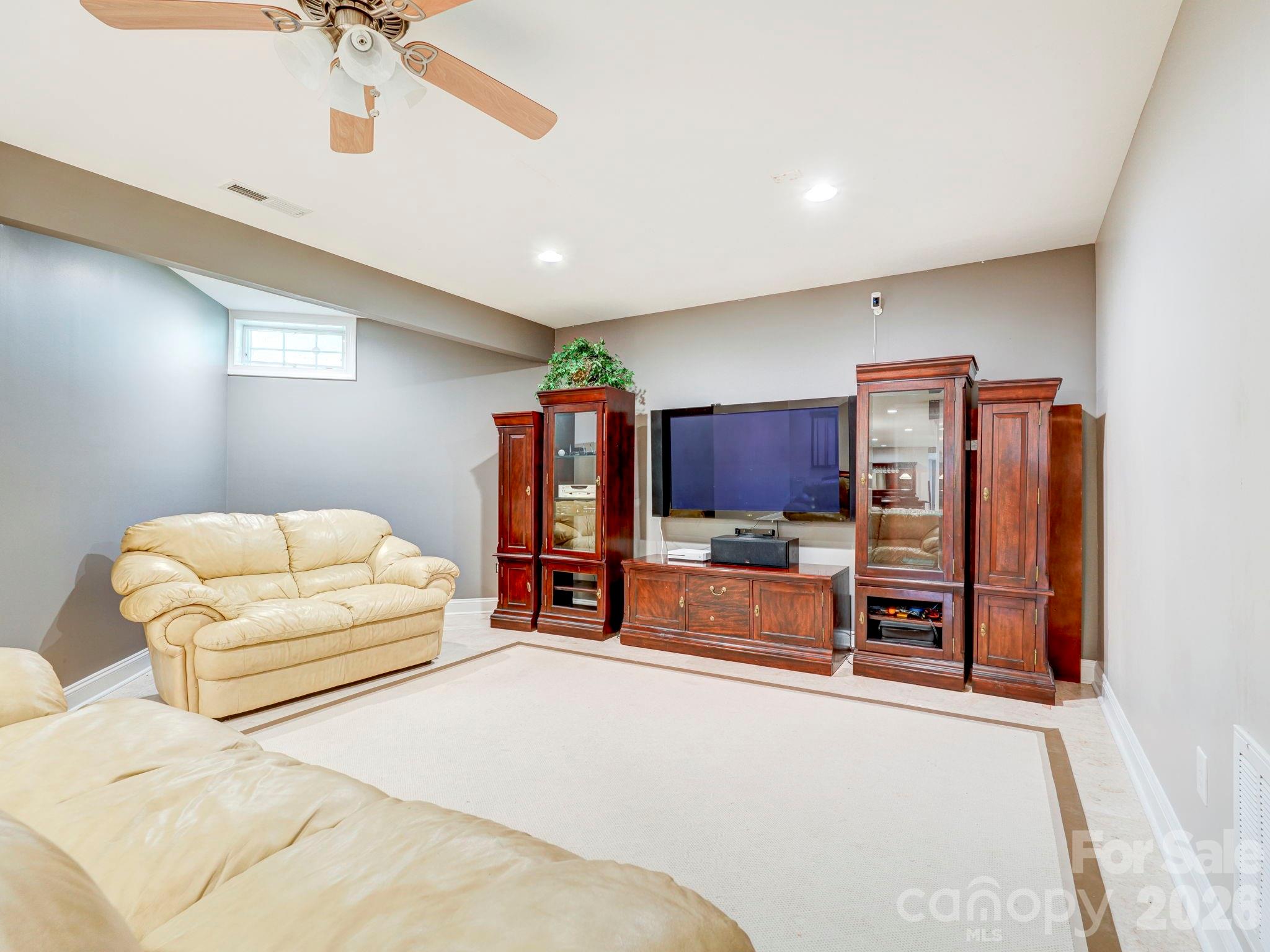 Marvin Creek - Residential