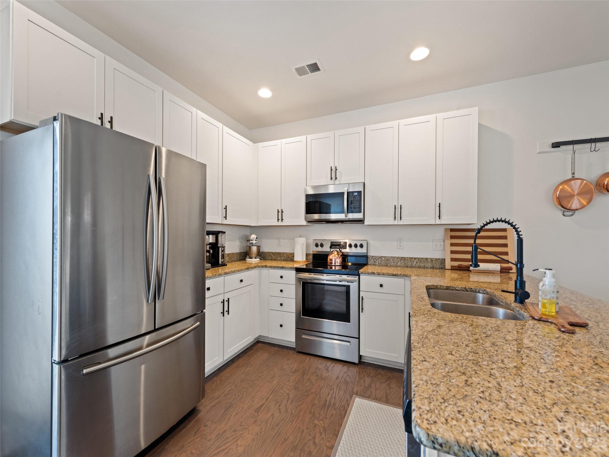 Sycamore Cottages - Residential