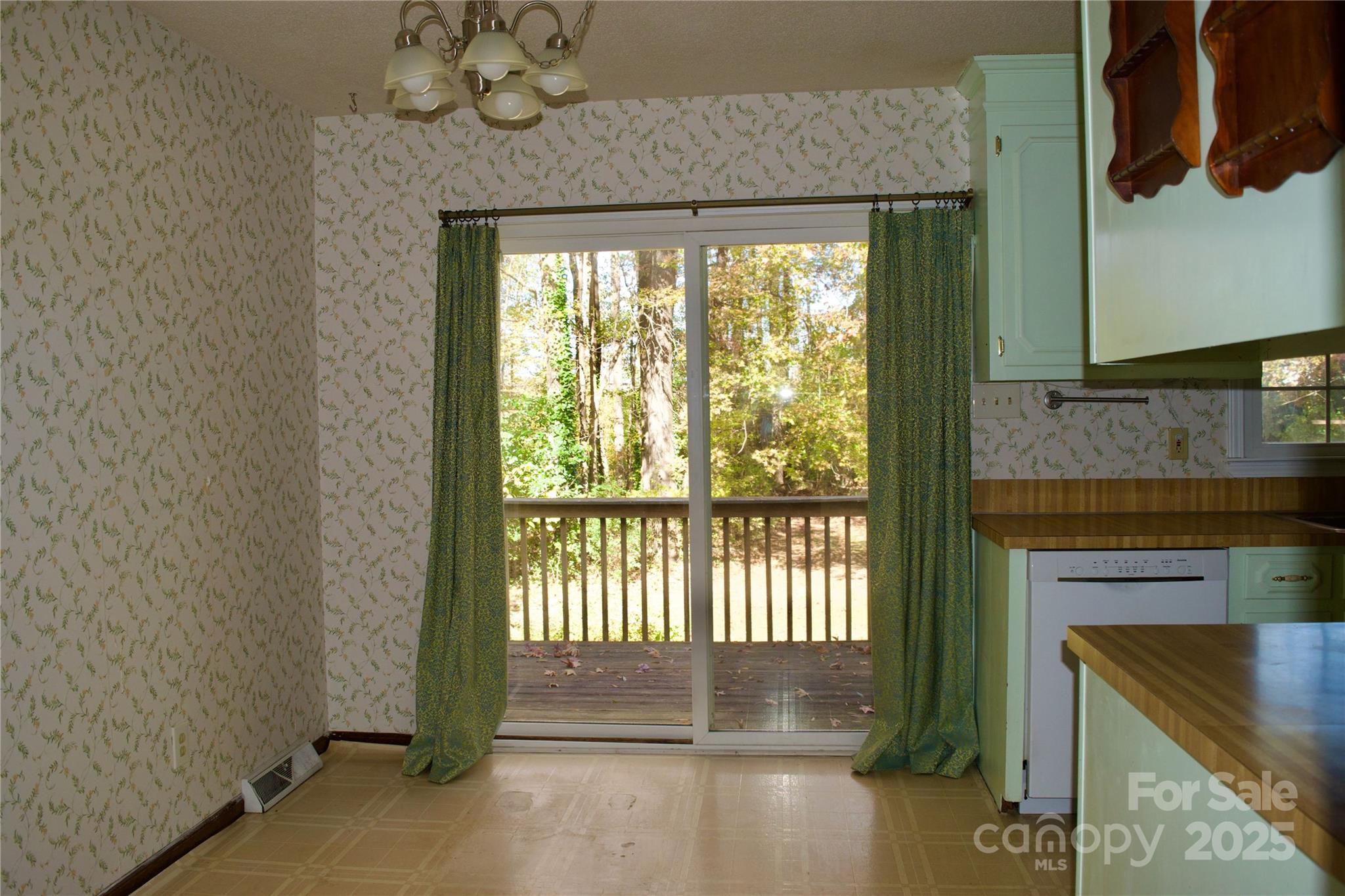 Country Oaks - Residential