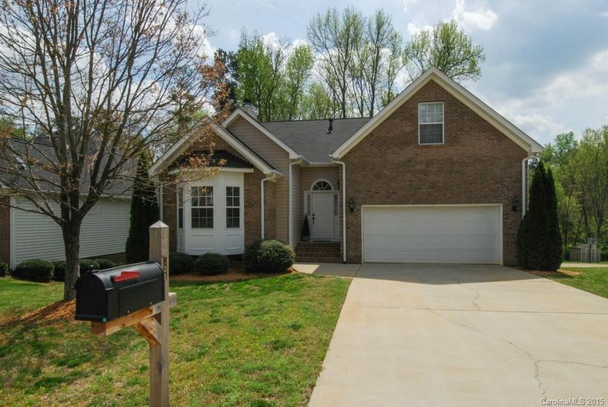 Charming Cul-de-sac; 3 Bedroom PLUS BONUS ROOM over Garage Home in sought after Brandyhill. Tall Ceilings throughout for extra light. Great Room w/Stunning Fireplace&New Carpet. Open Plan from Kitchen;Breakfast & Great Room. Kitchen under cabinet lighting & lots of countertop space. Oversized Owners Suite w/seperate Tub & Shower. Great Room Wired Surround Sound. Sit outside on your back deck w/built in seating overlooking a private wooded backyard. Perfect unfinished storage area under the home.