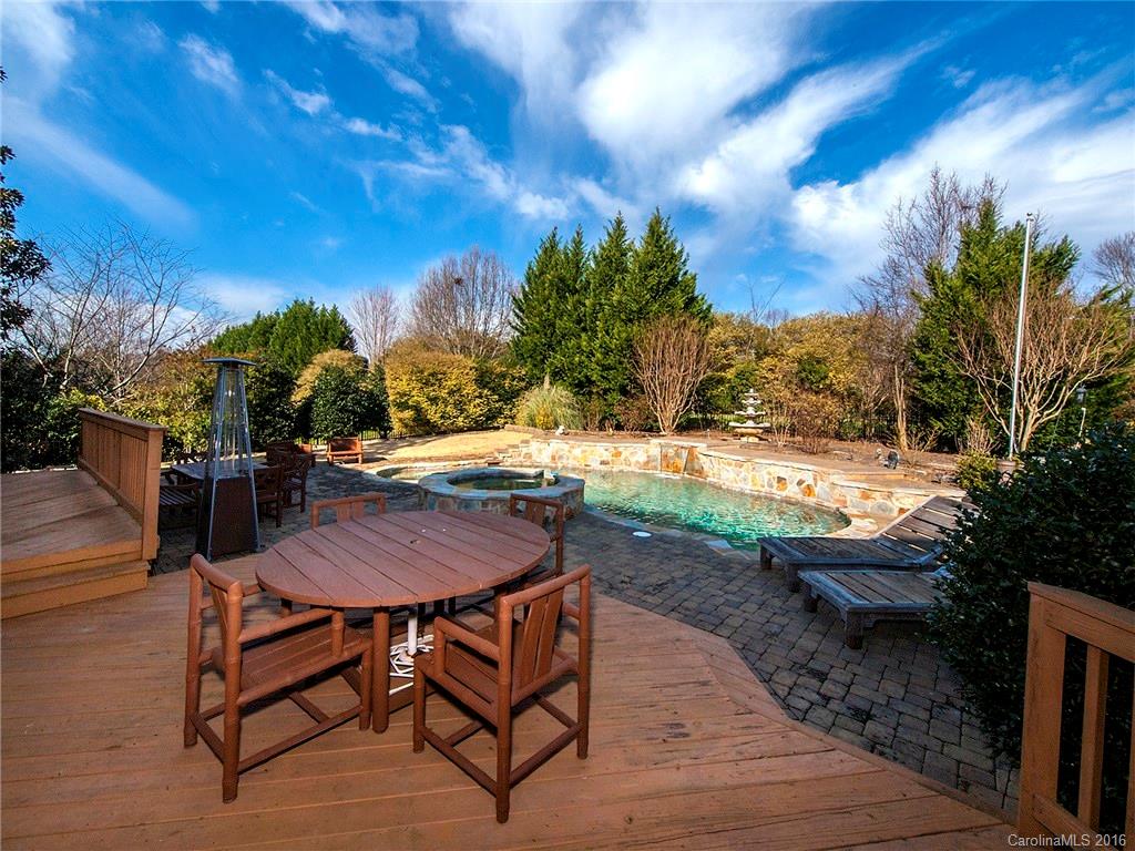 Country Club Estates - Residential