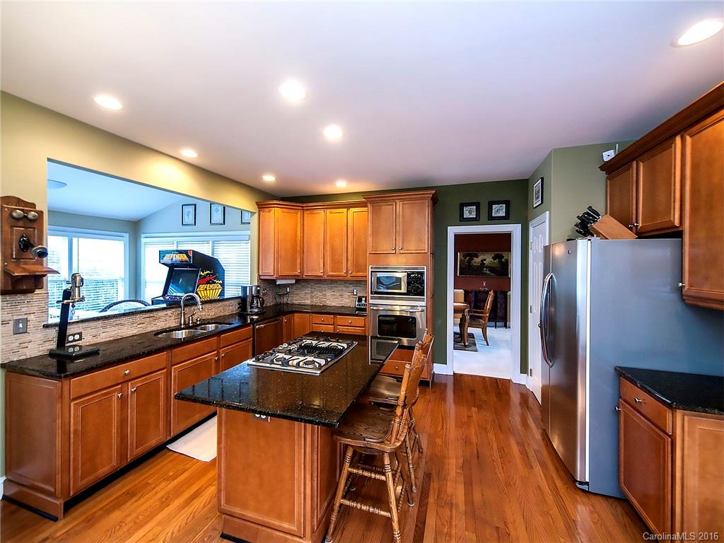 Country Club Estates - Residential