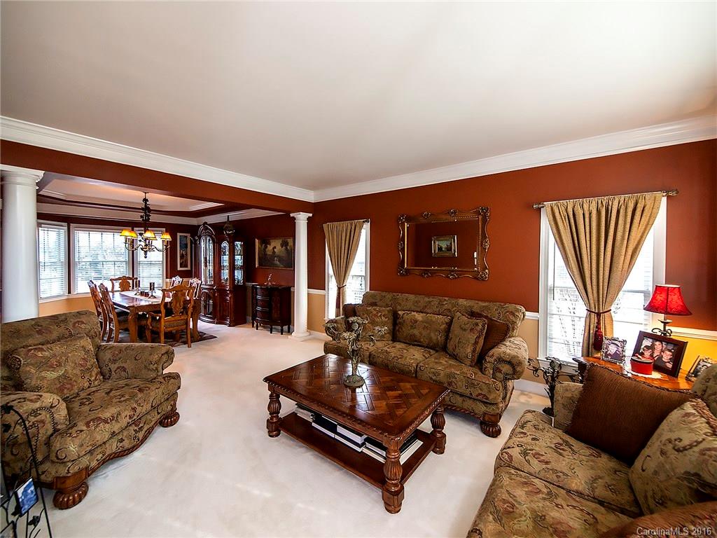 Country Club Estates - Residential