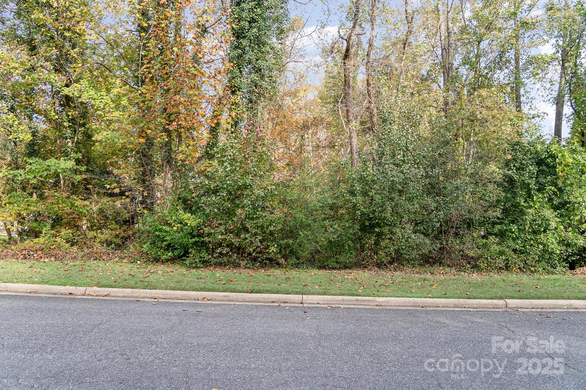 Fairfield At The Club - Land