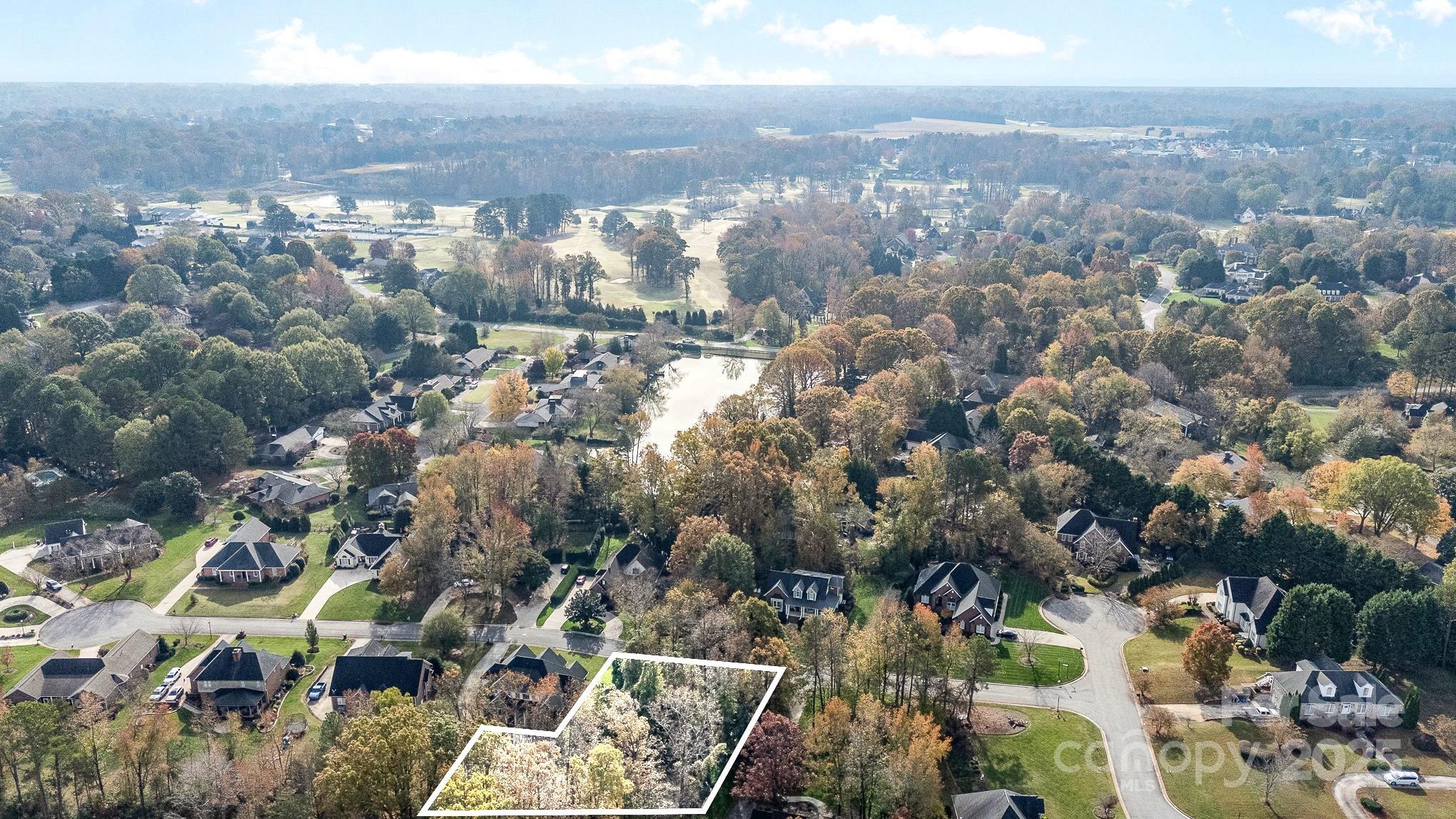 Fairfield At The Club - Land