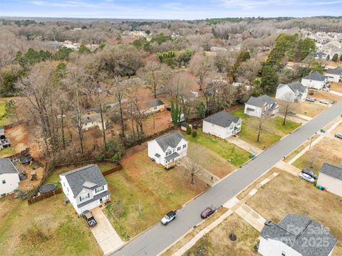 A home in Fort Mill