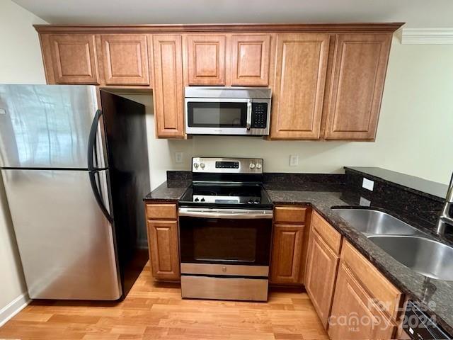 Williamsburg on Commonwealth - Residential Lease