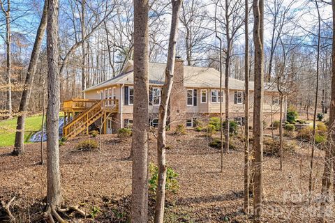 109 Normandy Avenue Boonville NC 27011