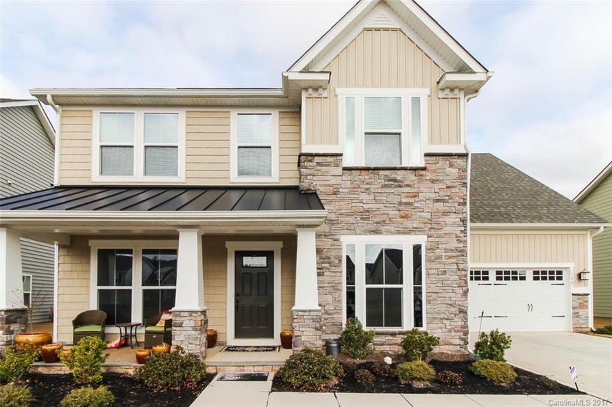 Outstanding opportunity in much desired Massey Community on Doby's Bridge road.  Lots of upgrades, wood floors, gas stove and cozy fireplace. Just a few steps from the club house with large pools, lazy river, play areas water park. Move right in and enjoy today, will not last long with this location, convenient, community facilities and  beautiful community.