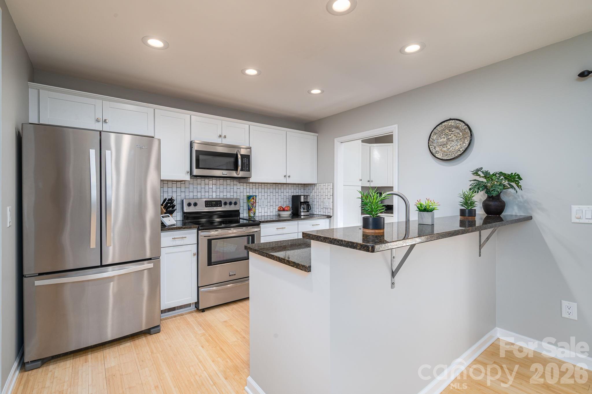 Lakehaven Estates - Residential