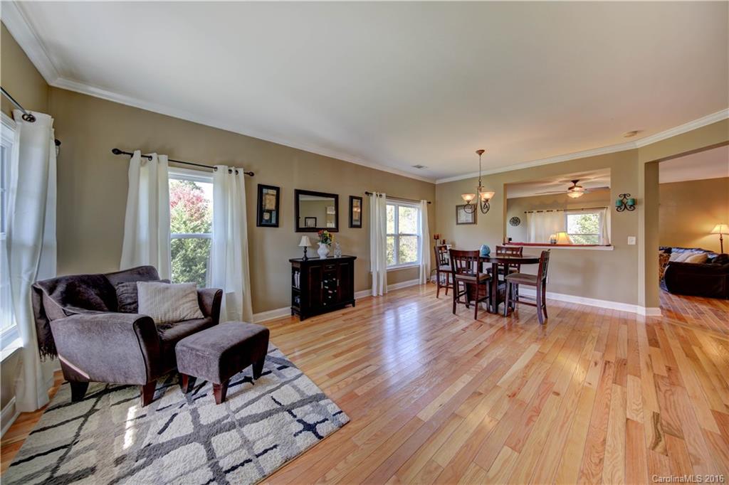 English Trails - Residential