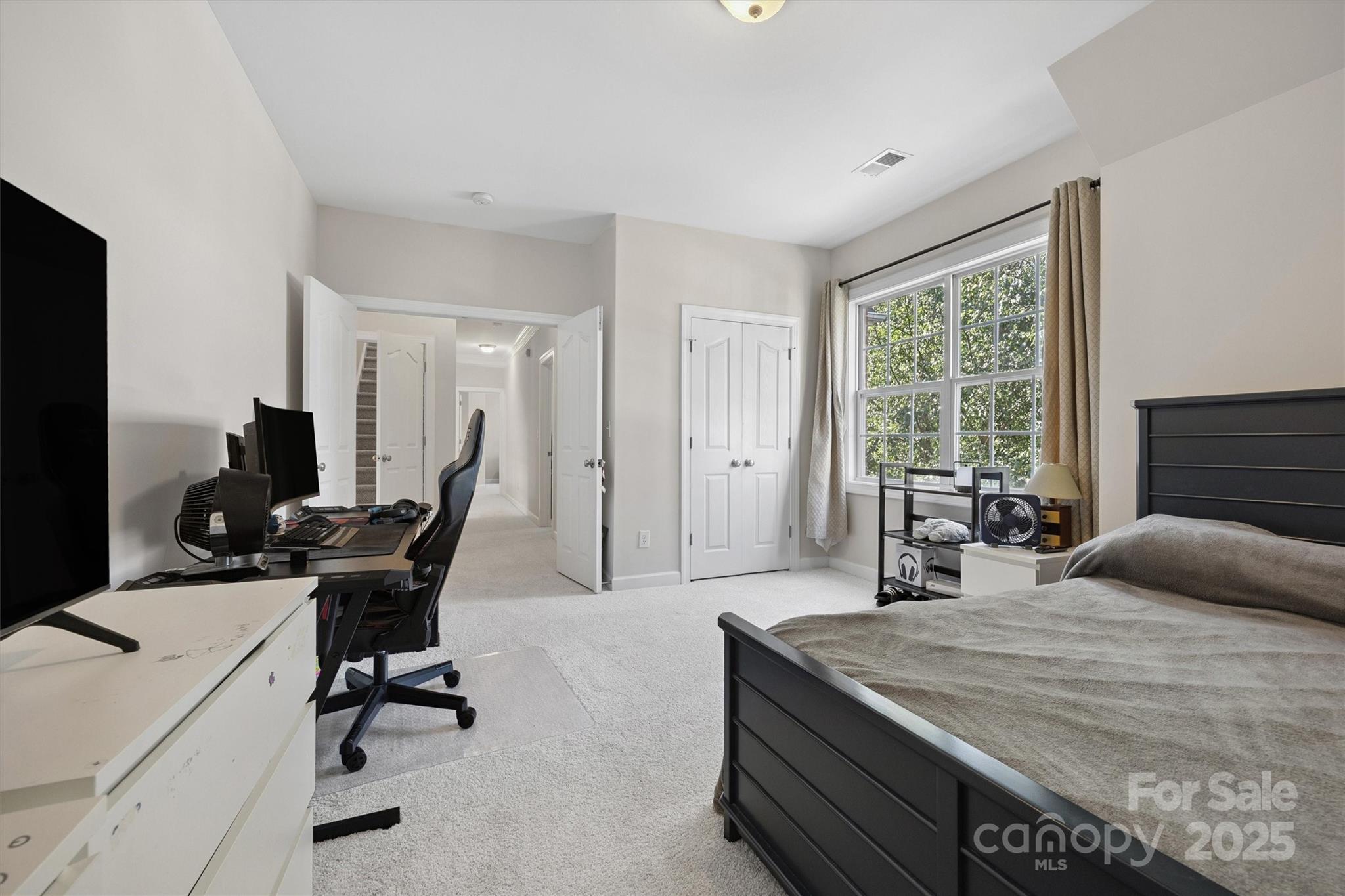 Winding Walk - Residential